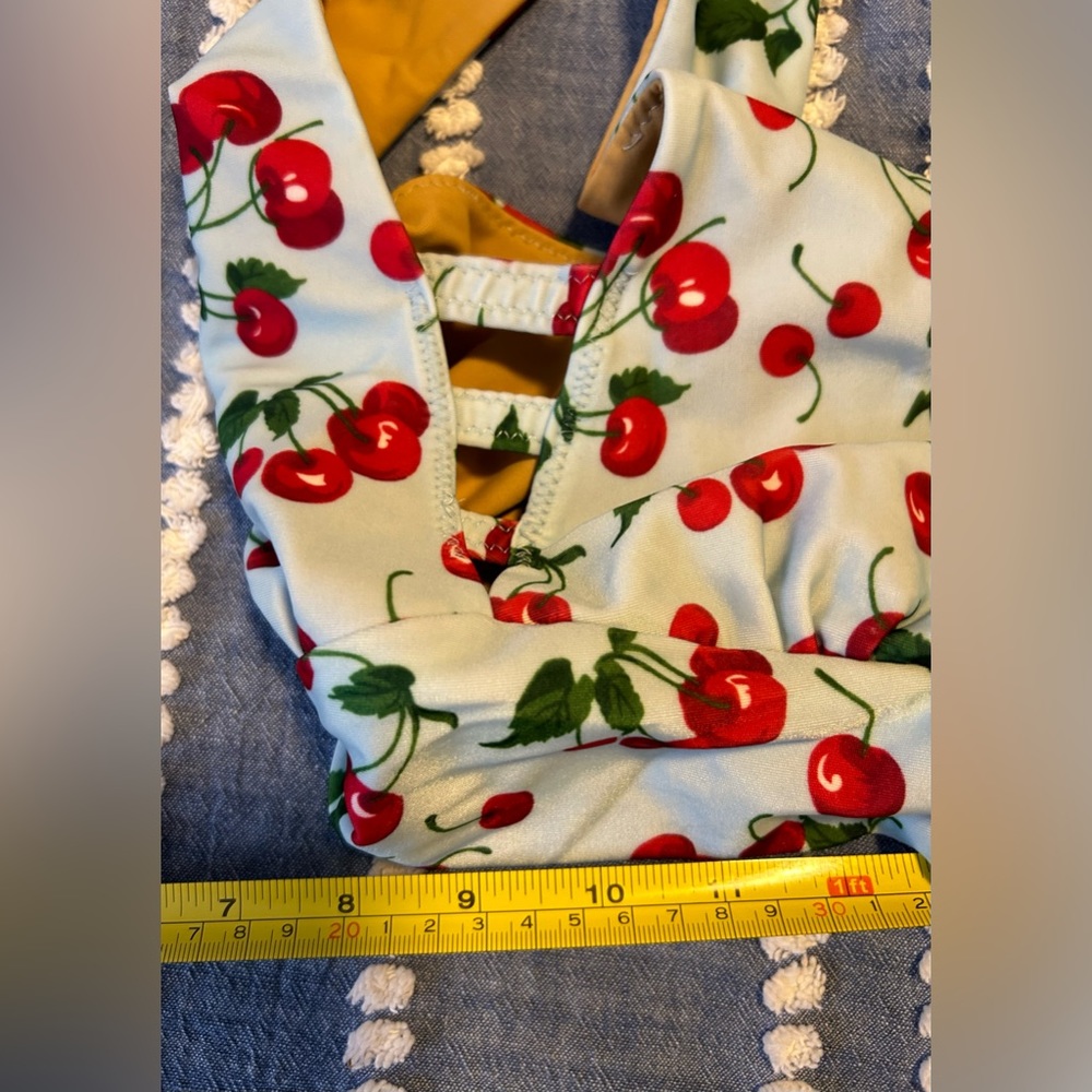 Cute Custom Crafted 2 Piece Performance Dance Cos… - image 3